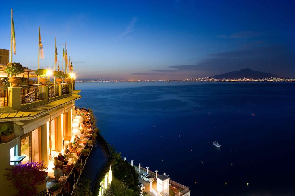 Hotel Bristol Сорренто Экстерьер фото