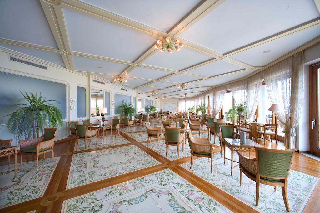 Hotel Bristol Сорренто Экстерьер фото